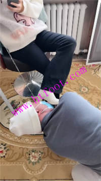 x3gmtkhr03c.jpg
