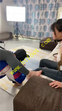 pkouvewndxb.jpg