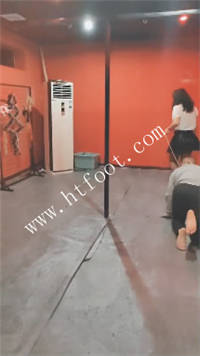 l2hpunpa2mv.jpg