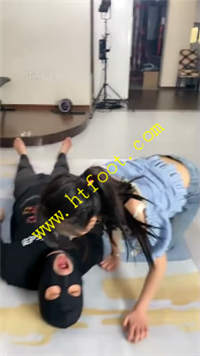m0wjkxirosx.jpg