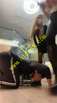 wy3cyluh0o0.jpg