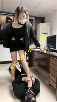 shty4e5ct3f.jpg