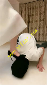 hiswlzgmqsg.jpg