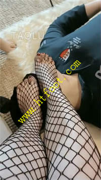 byfw0byozbl.jpg