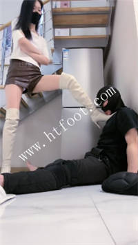 1c2ymsegyfu.jpg