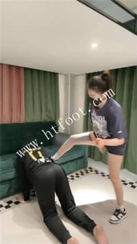 qhjysiz0lh5.jpg