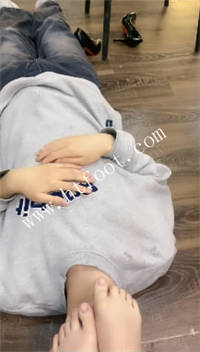 rvbu3ne4u1f.jpg
