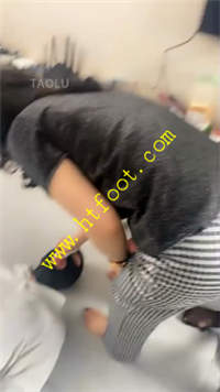 rv14xvxhkwg.jpg