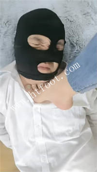z5yn0qvdush.jpg