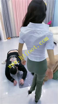 2u0hvfdiov3.jpg