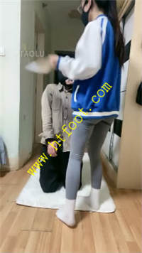 yh1sl51pvl0.jpg