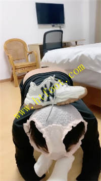 aj4re3vhsrm.jpg