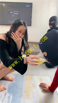 wuxb4ei1tch.jpg