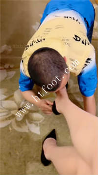 2qa4ahat1ab.jpg