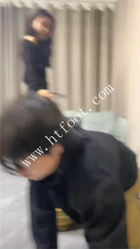 h15hhrt5nmy.jpg