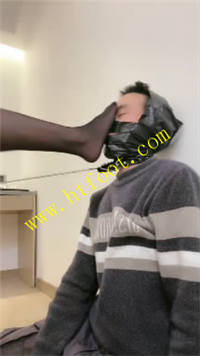 t4lkdomigrh.jpg
