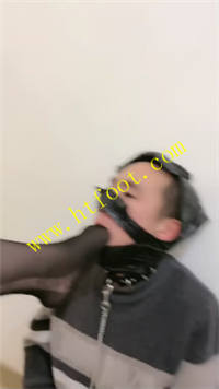 ahkqxptuwnx.jpg