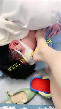 5wxxm1awtgg.jpg