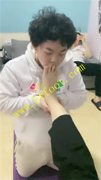 vbomytccn3c.jpg