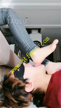 v00nkx4aum1.jpg
