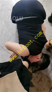 vxwd5naomhu.jpg