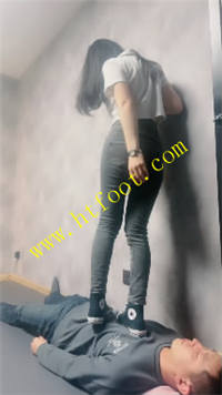 2gn1khv253l.jpg