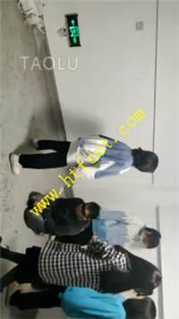 zkmpaot55h0.jpg