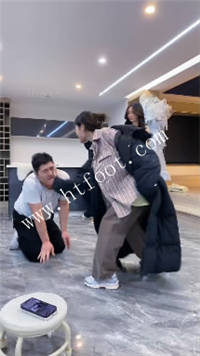 iimwl3el3c4.jpg