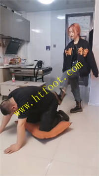 pd1qhgvx333.jpg