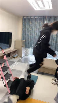li0x0ec0zfl.jpg