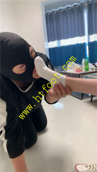 tu1ndldqayq.jpg