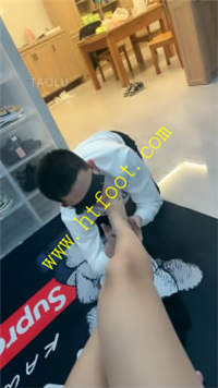0vg2j2clboz.jpg