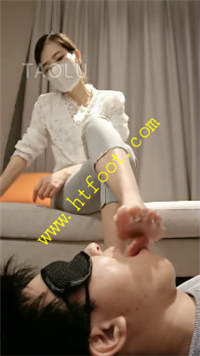 r5ifw50b54q.jpg