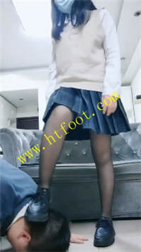 xufawyiocg5.jpg