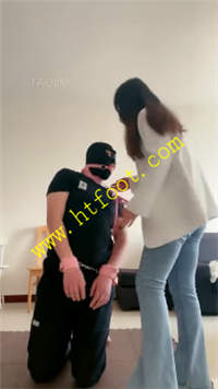 13eaj4wktft.jpg