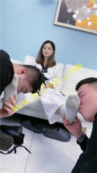 xaw1yjjcorz.jpg