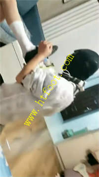 edabb0ob2qx.jpg