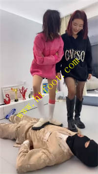 4icnxrdcbjn.jpg
