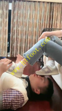aiqgoysm2ct.jpg