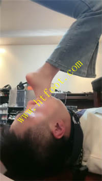 lxg5t2fxm11.jpg