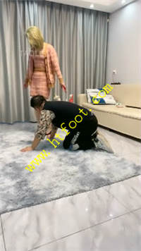 xmeyk0b05xi.jpg
