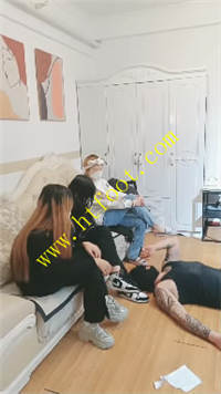 pszs4gluirf.jpg