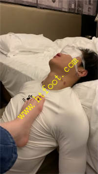 js0w1gsvpa0.jpg