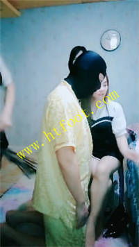 dy5elww1btf.jpg