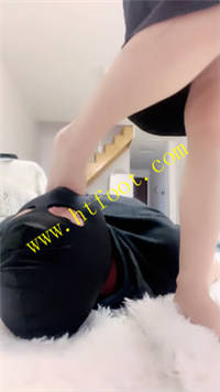 ey33ivml124.jpg