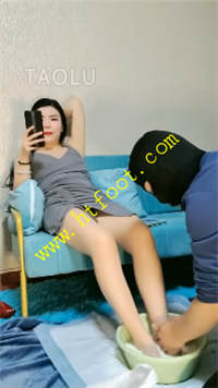 kfbde42nx3f.jpg