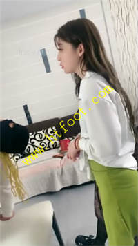 cl2drfmn22s.jpg