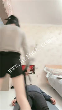1dfewlhmdcb.jpg