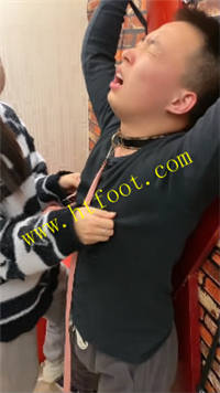 yqfef3qplt0.jpg