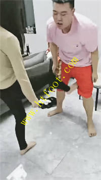 4bqrwz32ydy.jpg